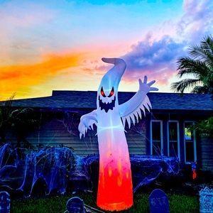 Stay tuned... new items will be posted soon!!   💋